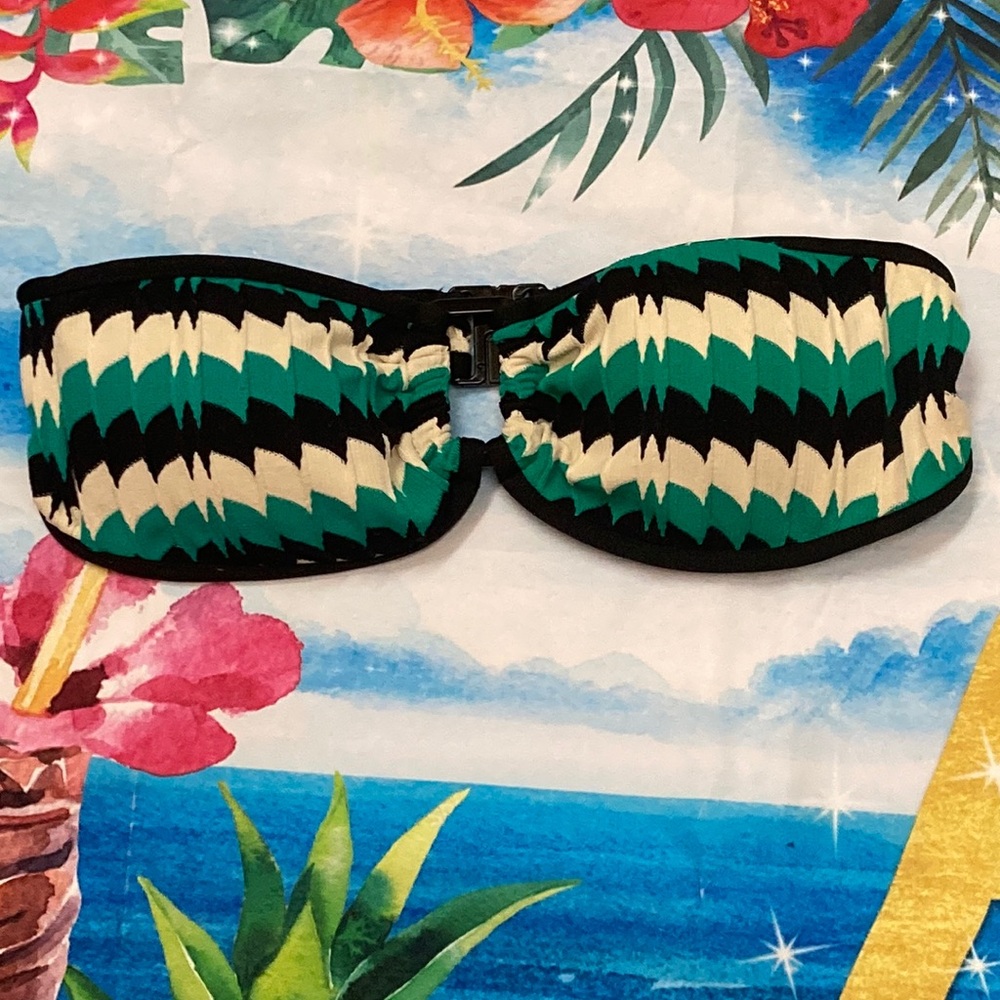 🎉10 for 10🎉New Old Navy Strapless Bikini Top    Size M